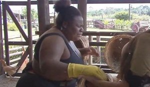 Com medo de galinhas, Jojo Todynho passa mal