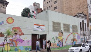 Ato em SP critica uso de escola pública em filme contra Paulo Freire