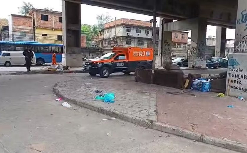 Homens atacam a tiros e matam duas pessoas em situação de rua no RJ