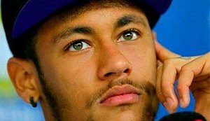 Neymar diz que voltaria com Marquezine: 'Gosto muito'