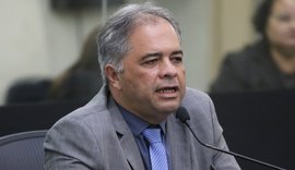 Deputado e candidato não vão se manifestar sobre crítica de Teca Nelma