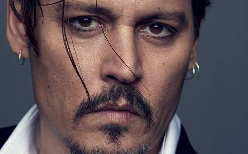 Johnny Depp responde a ex-empresários que o acusam de gastos fora de controle