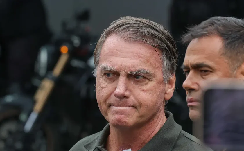 STM dá dez dias para Bolsonaro entregar defesa contra perda de patente