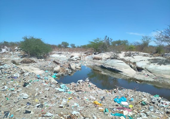 FPI 2023 intima Ouro Branco e Poço das Trincheiras por descarte irregular de resíduos sólidos