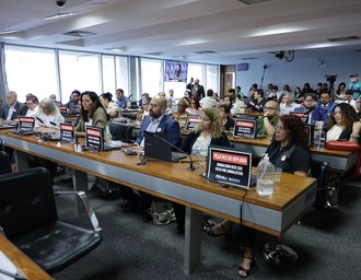 40° Congresso Nacional debate violência contra jornalistas e liberdade de imprensa em audiência no Senado