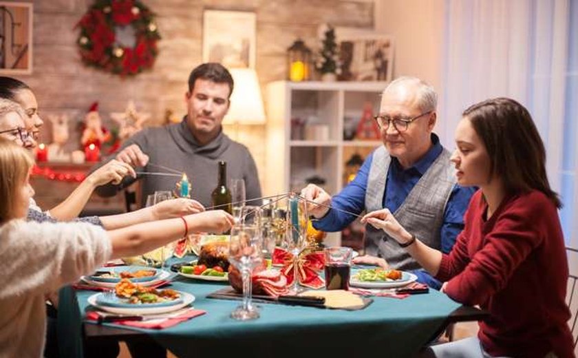 Festas de final de ano: manter a dieta ou apenas aproveitar?