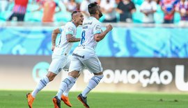 Grêmio vence o Bahia na Fonte Nova e vira vice-líder