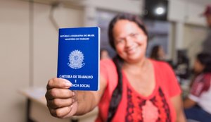 Secretaria do Trabalho de Maceió divulga 250 vagas para qualificação em atendimento via chat