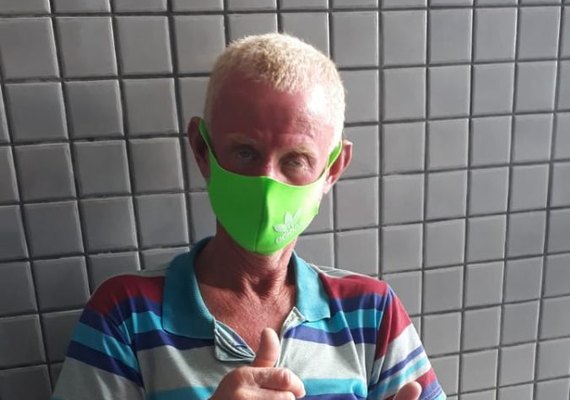 Vendedor ambulante pede ajudar para comprar material e voltar a trabalhar