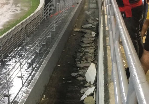 Após queda de estrutura, MP/AL pede audiência para discutir obras no Rei Pelé