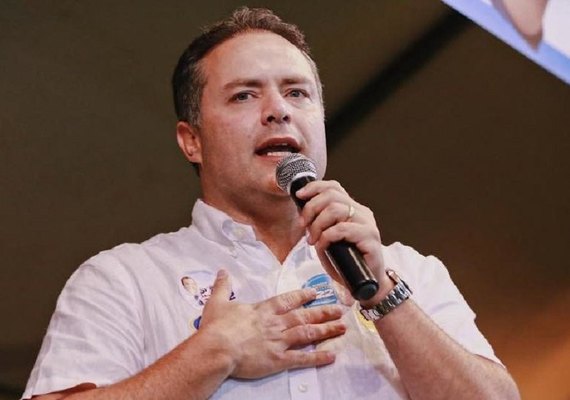 Renan Filho se mantém líder no país em número de seguidores nas redes sociais