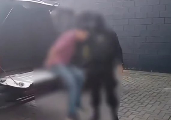Homem é preso por tentativa de estelionato em agência bancária na Ponta Verde