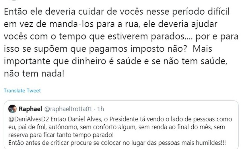 Daniel Alves diz que Bolsonaro deveria cuidar e 'não mandar povo à rua'