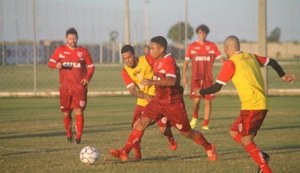 Em preparação para enfrentar o Goiás, CRB treina em dois períodos nesta terça