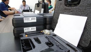 Seris oficializa entrega de 360 novas armas a policiais penais de Alagoas