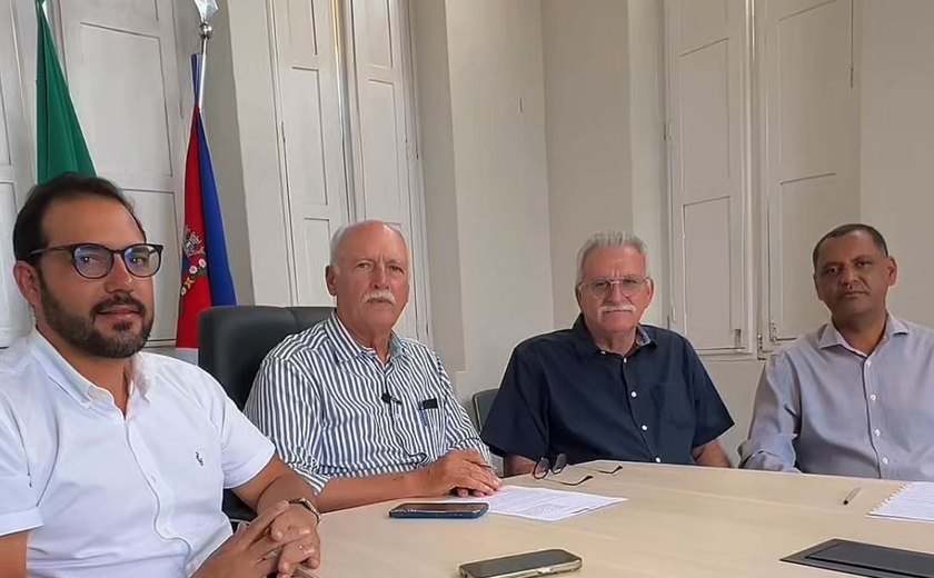 QUEBRANGULO: Manoel Tenório garante '15º salário' e injeta R$ 3,7 milhões na Educação