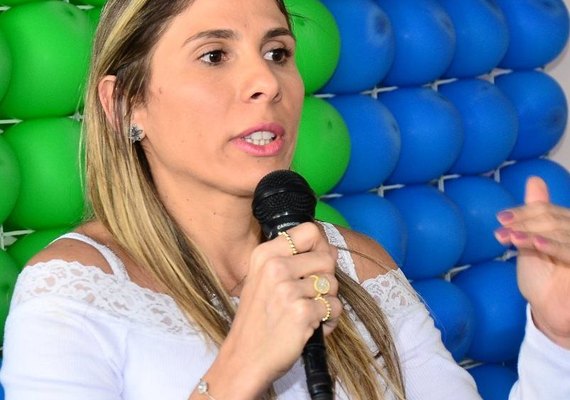 Em Batalha prefeita cria alternativa para atender os desfavorecidos