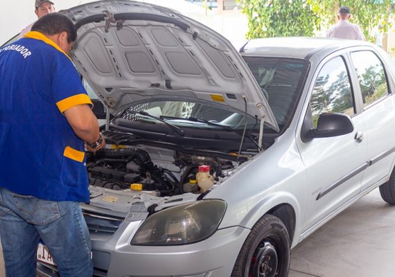Detran explica como evitar golpes na compra de veículos usados