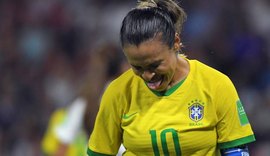 Marta vai às lágrimas e faz desabafo após eliminação do Brasil