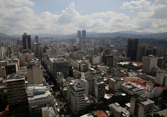 Venezuelanos investem em bitcoin para encarar desemprego e hiperinflação