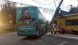 Cantores escapam ilesos de acidente com ônibus em Matriz de Camaragibe