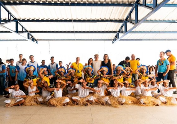 Arte em Movimento conecta escolas da rede municipal por meio da cultura