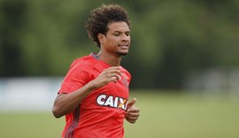 Flamengo renova com Alex Muralha, Juan, Willian Arão e Márcio Araújo