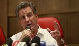 Presidente do Flamengo diz que quer negociar em separado com famílias