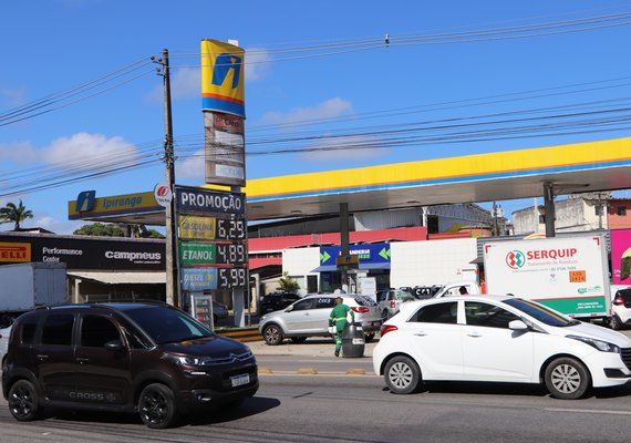 Combustíveis ficam mais caros a partir deste sábado
