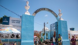 Fiéis se reúnem neste domingo para celebrar o Dia de Finados em Maceió e Arapiraca