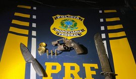 Três homens foram presos pela Polícia Rodoviária Federal por porte ilegal de arma em Porto Real do Colégio