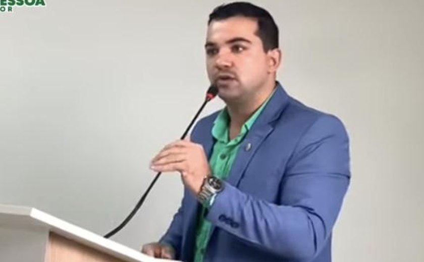 Sem ter lido Projeto, vereador comete gafe ao atacar prefeito e Sinteal sobre correção salarial da Educação