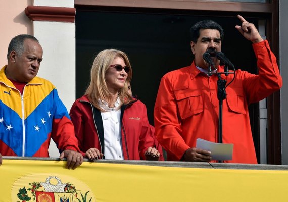 Maduro reage a declaração de Guaidó como presidente e rompe relações com EUA