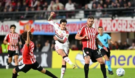 Flamengo segura empate com Estudiantes na Argentina