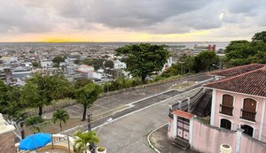 Moradores celebram a retomada do Mirante Ambrósio Lira como espaço de arte e convivência