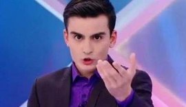 Dudu Camargo é barrado por segurança de Silvio Santos