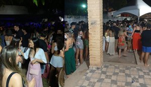 Apesar da proibição, Alagoas registra festas com multidões no Carnaval