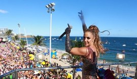 Ivete canta na Bahia às vésperas de seu desfile no Rio de Janeiro