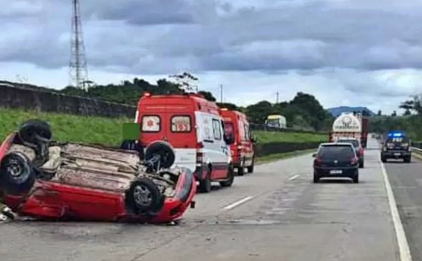 Mãe e filha alagoanas morrem em acidente em rodovia de Pernambuco