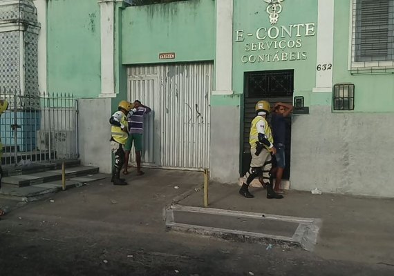 Ronda no Bairro evita assalto a van de transporte no Centro de Maceió