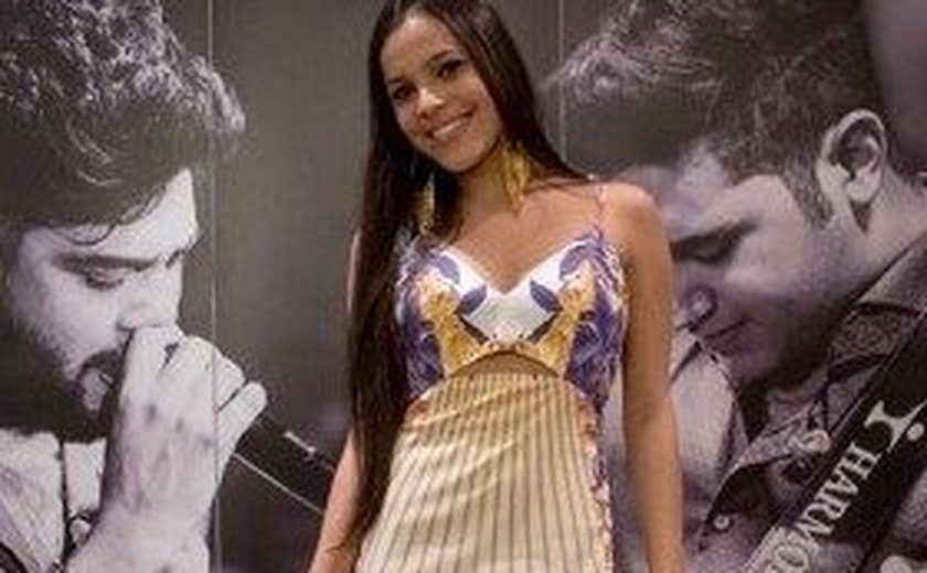 Sertanejo Juliano se recusa a comentar acusações de Emilly