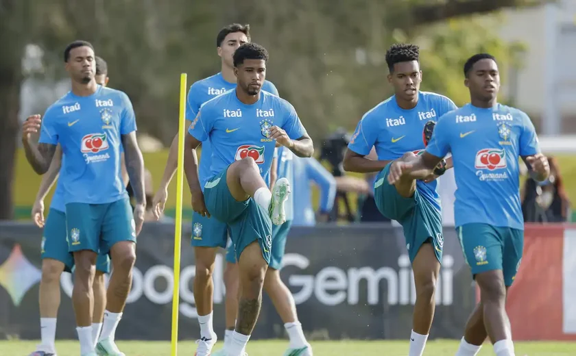 Ancelotti comanda 1º treino com grupo completo da seleção na Austrália