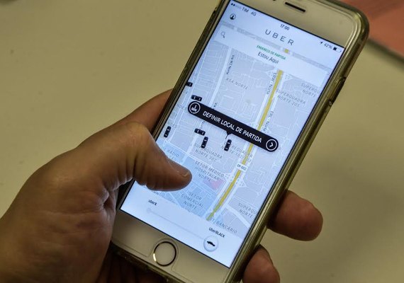 STJ decide que motorista de Uber não tem vínculo empregatício com o aplicativo