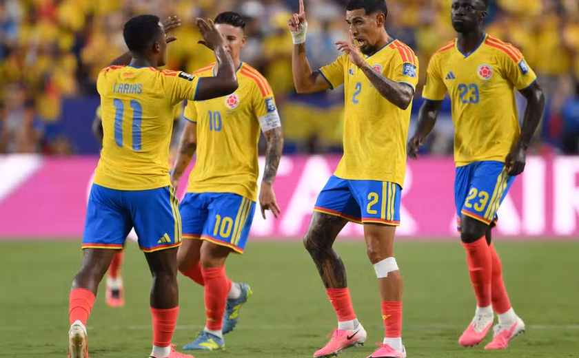 Colômbia é a primeira seleção a jogar Copa em três países