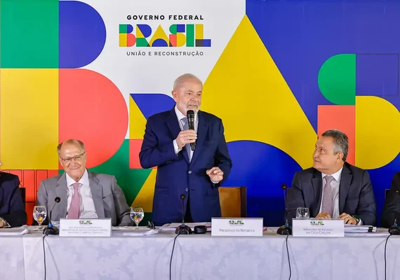 Prioridade do governo em 2025 é baratear os alimentos, diz Lula