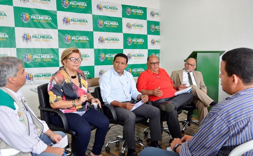Prefeitura de Palmeira faz reunião com comissão carnavalesca para definir TAC