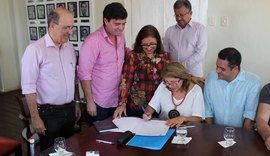 Reitora da Ufal recebe doação de terreno para construção do Campus Penedo
