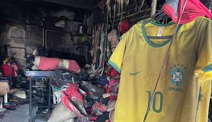 Loja é furtada e em seguida incendiada por criminoso no bairro do Feitosa