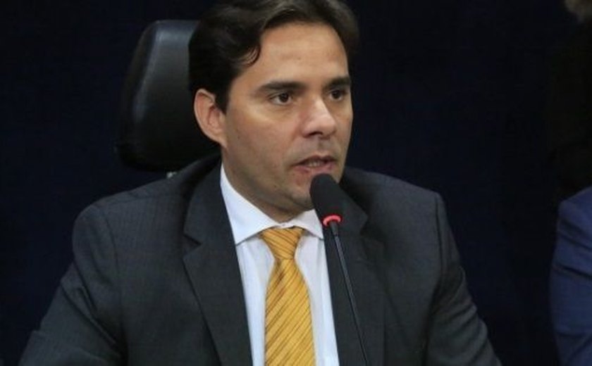 Kelmann: Reajuste nos salários dos vereadores de Maceió nunca foi implantado