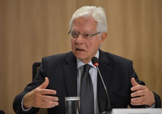 Comissão convoca ministro para falar sobre alta dos combustíveis